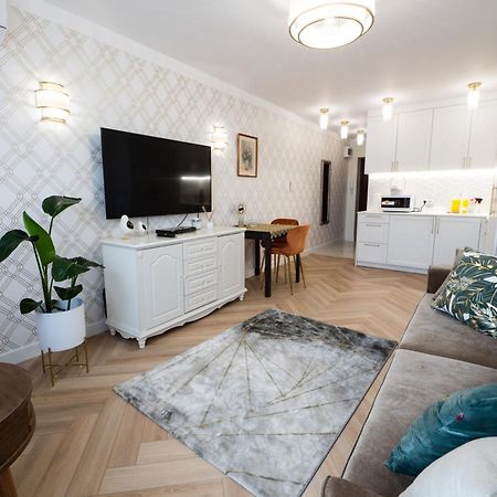 Apartament Zielona Ochota Warschau Buitenkant foto